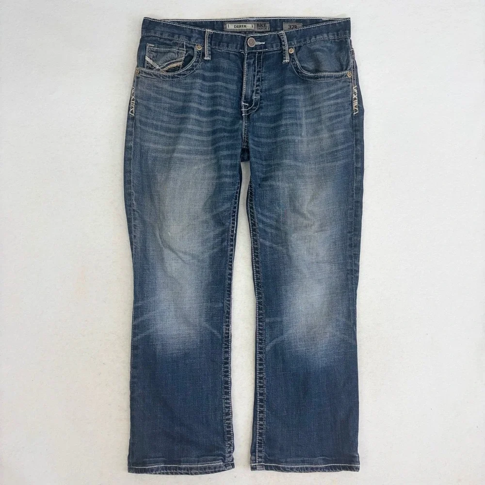 BKE Derek Relaxed Bootcut Jeans Mens 32R Medium Wash Heavy Stitch Western